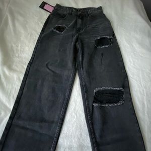 PrettyLittleThing Mom Jeans